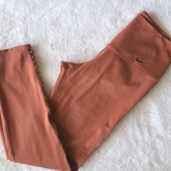 Nike leggings small - Picture 7 of 9
